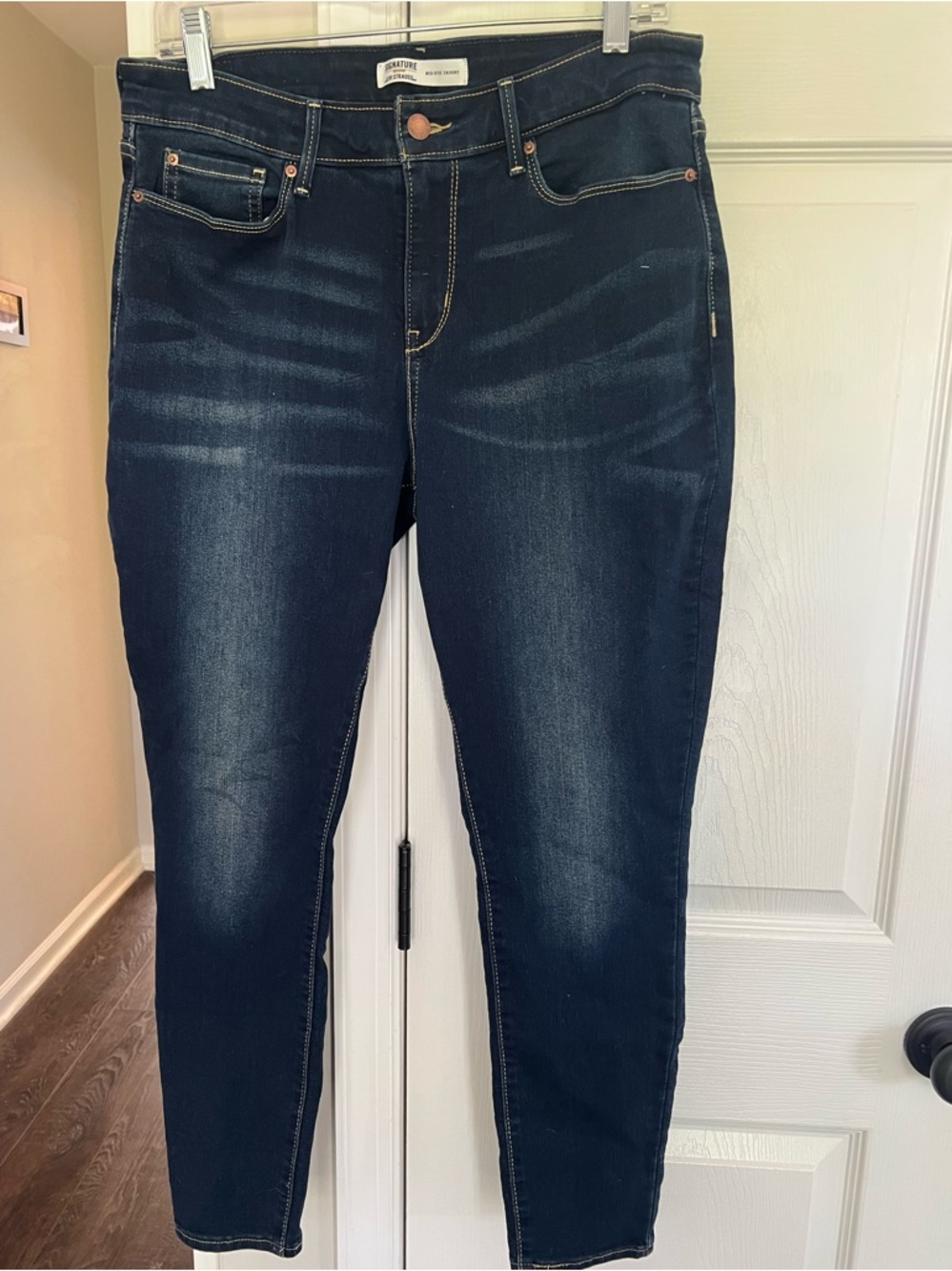 Signature by Levi Strauss Dark Indigo Skinny Jeans Women Size 12S 31